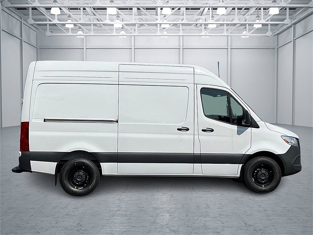 New 2025 Mercedes-Benz Sprinter 2500 Standard Roof 4-Cyl Diesel Van Cargo Van