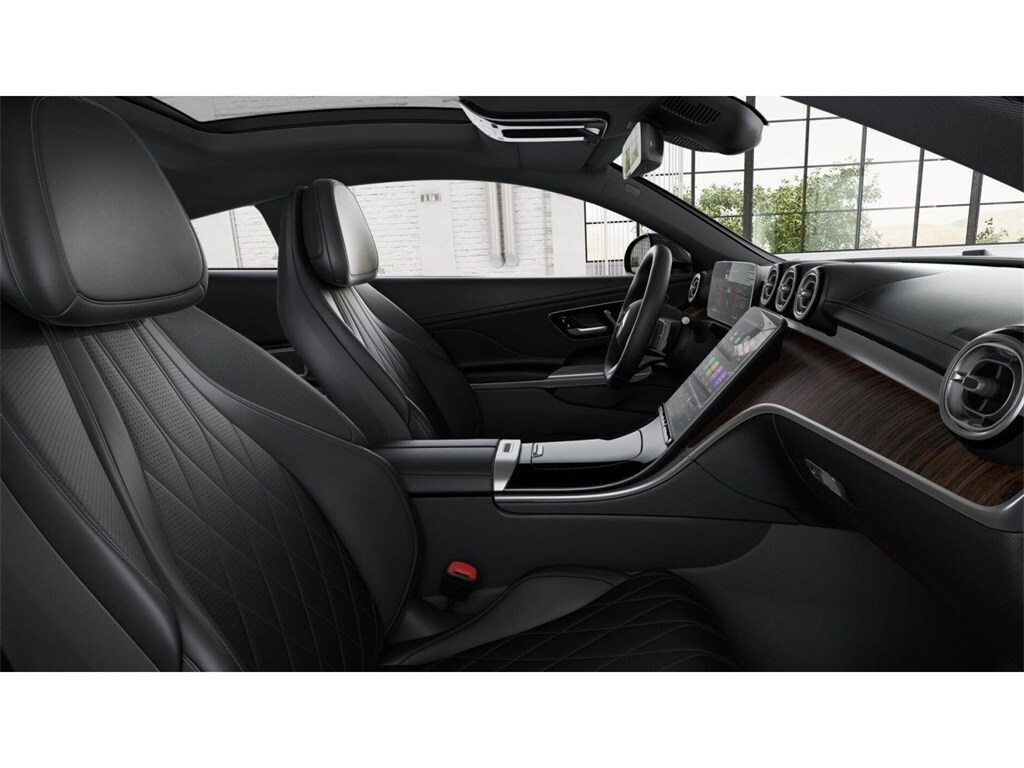 2025 Mercedes Benz CLE 450 4MATIC photo 4