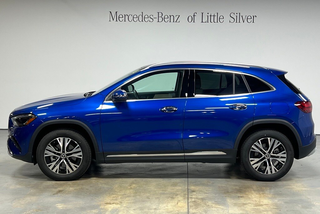 2025 Mercedes Benz GLA 250 4MATIC photo 2