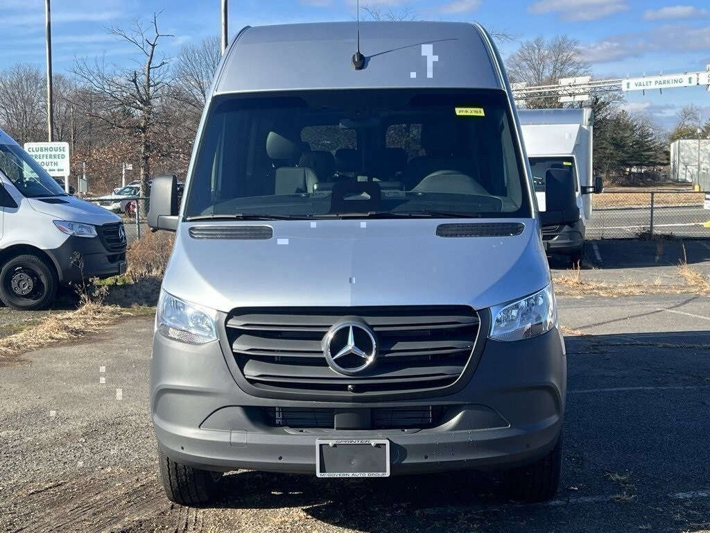 New 2025 Mercedes-Benz Sprinter 2500 Standard Roof 4-Cyl Diesel HO Van Passenger Van