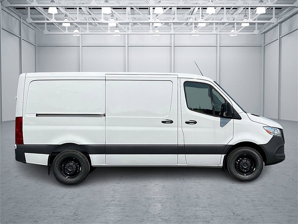New 2025 Mercedes-Benz Sprinter 2500 Standard Roof 4-Cyl Diesel Van Cargo Van