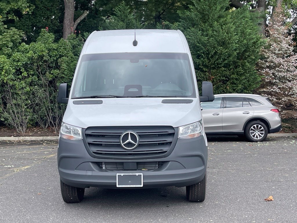 2025 Mercedes-Benz Sprinter Cargo Van Base