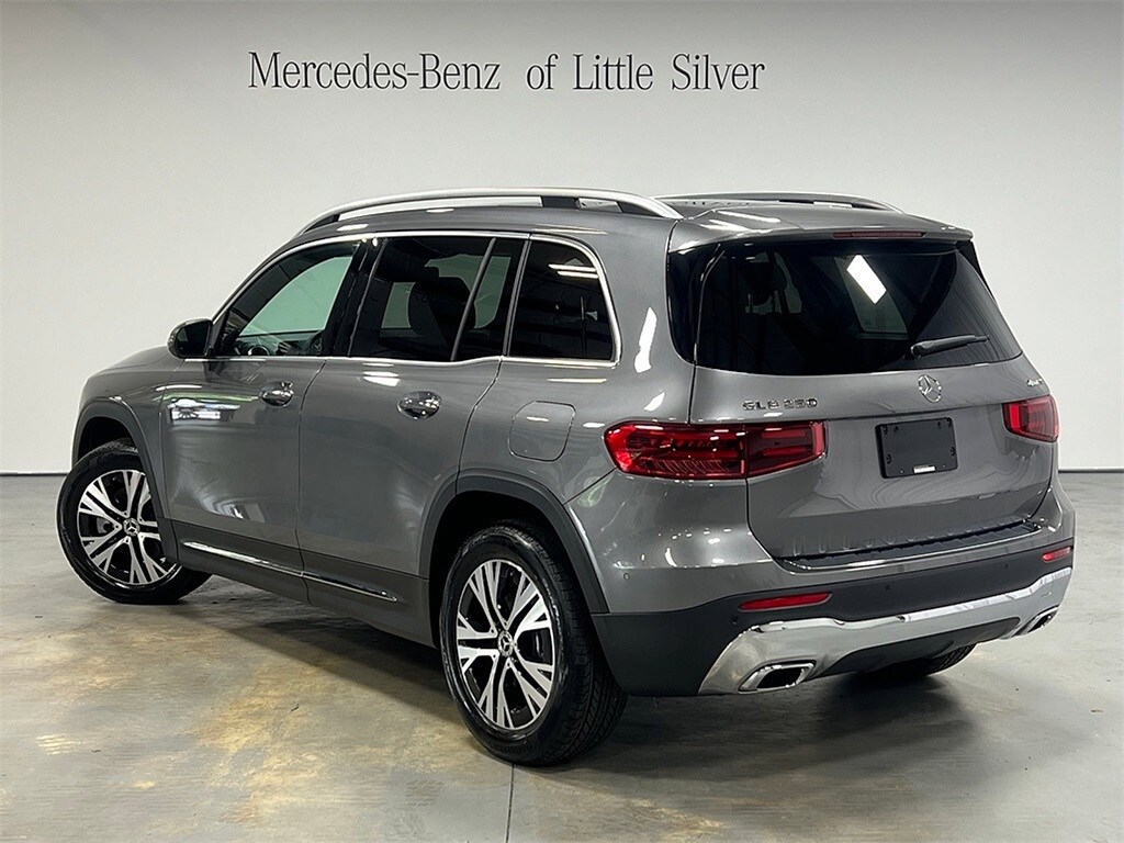 2025 Mercedes Benz GLB 250 4MATIC photo 3