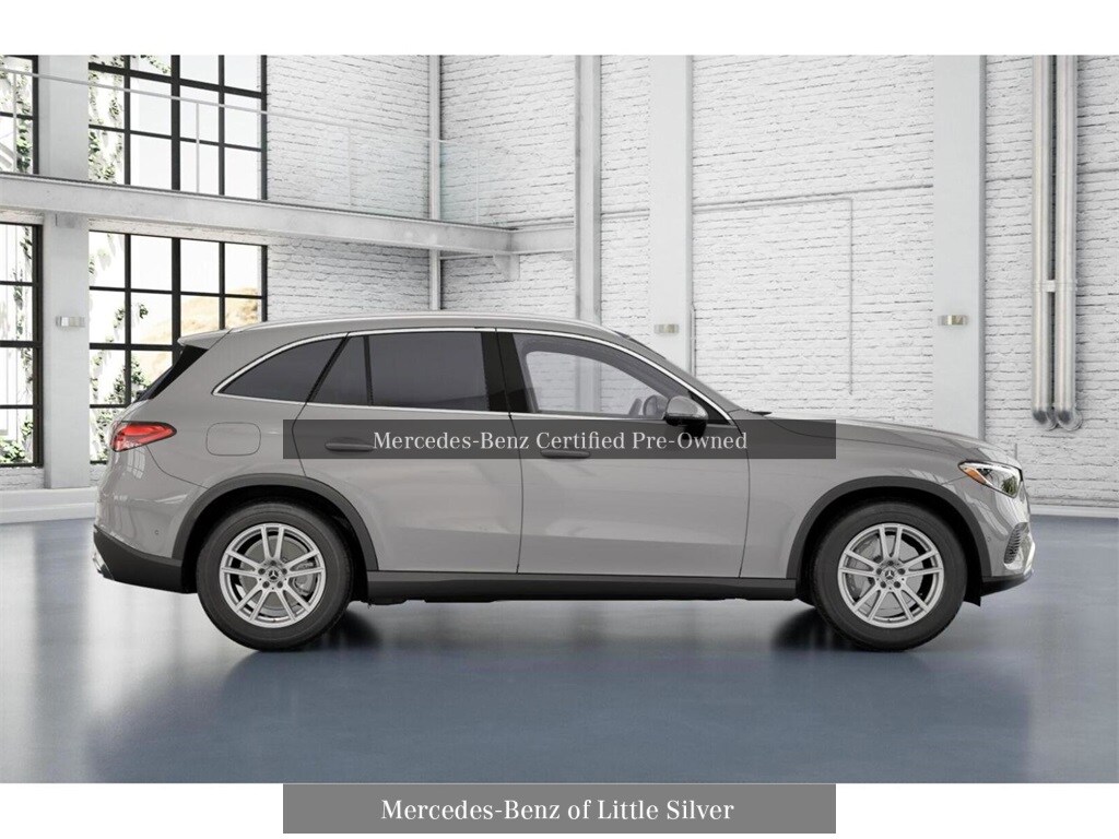 2026 Mercedes Benz GLC 300 4MATIC photo 2