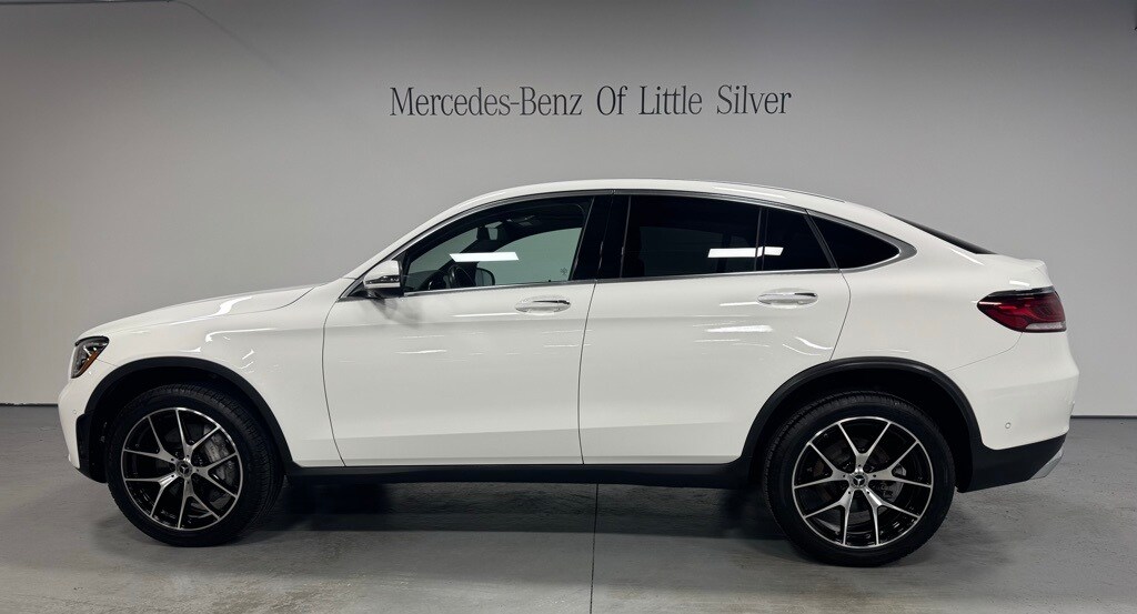 2023 Mercedes Benz GLC 300 4MATIC photo 3