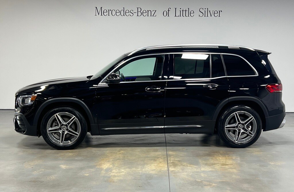 2022 Mercedes Benz GLB 250 4MATIC photo 2