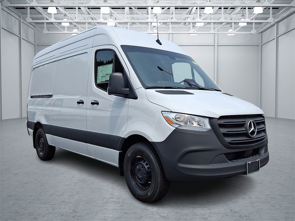 New 2025 Mercedes-Benz Sprinter 2500 Standard Roof 4-Cyl Diesel HO Van Cargo Van
