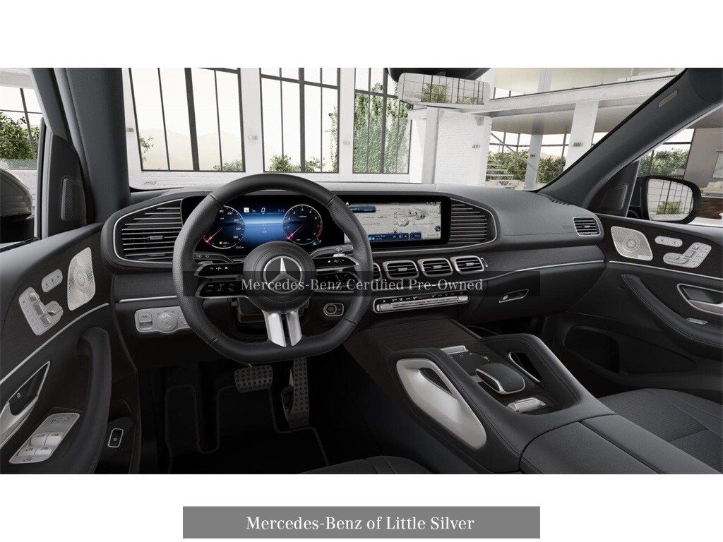 2026 Mercedes Benz GLS 450 4MATIC photo 3