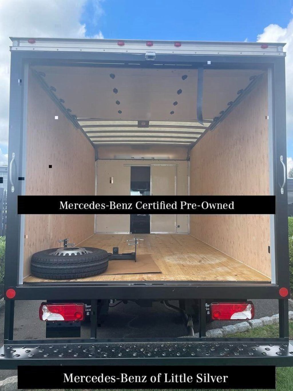 New 2024 Mercedes-Benz Sprinter 4500 Chassis Standard Roof 4-Cyl Diesel HO Truck