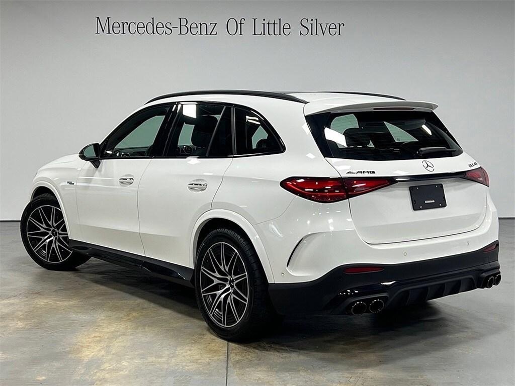 2025 Mercedes Benz GLC 43 AMG 4MATIC photo 3