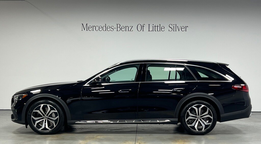2025 Mercedes Benz E 450 4MATIC All-Terrain Wagon photo 2