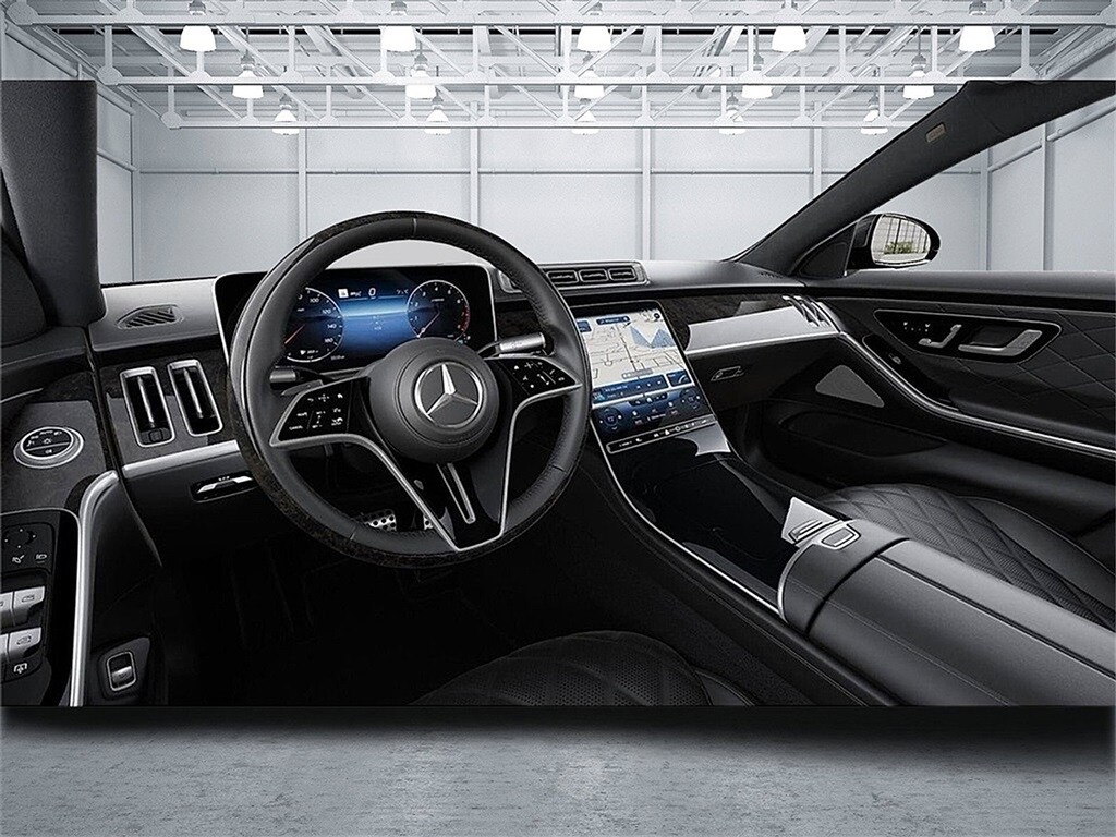 2024 Mercedes Benz S 580 4MATIC photo 2