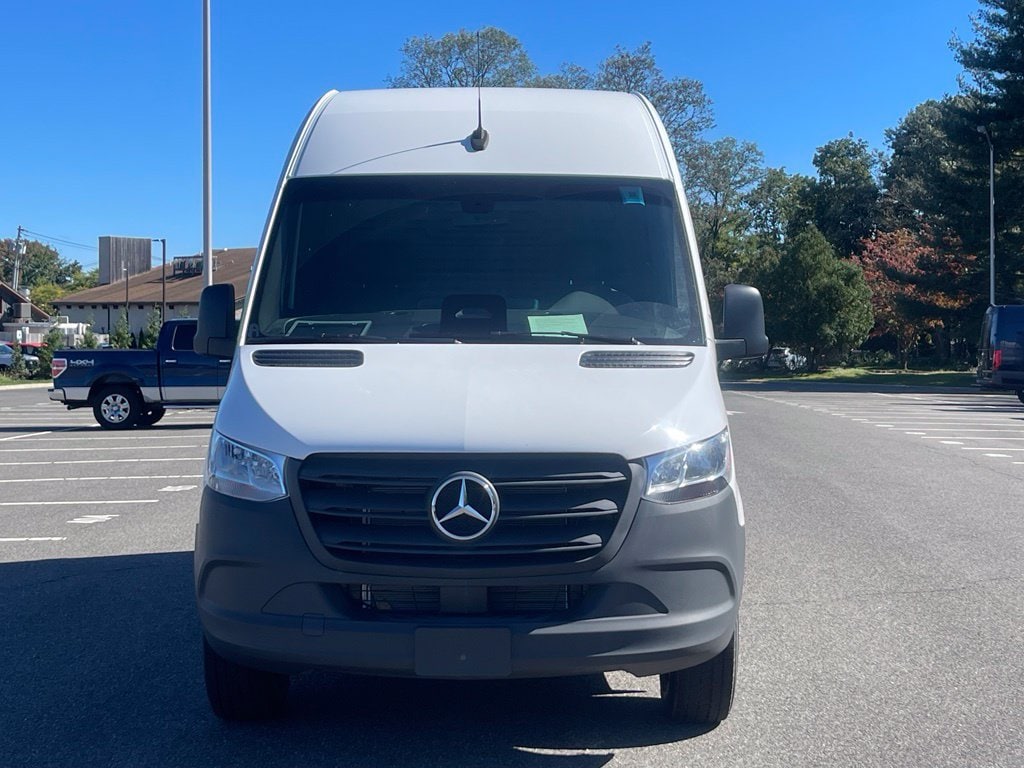 2025 Mercedes-Benz Sprinter Cargo Van Base