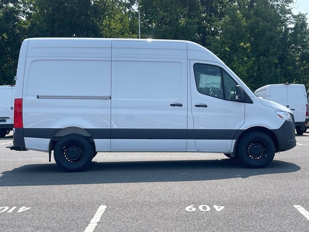 New 2025 Mercedes-Benz Sprinter 2500 Standard Roof 4-Cyl Diesel HO Van Cargo Van