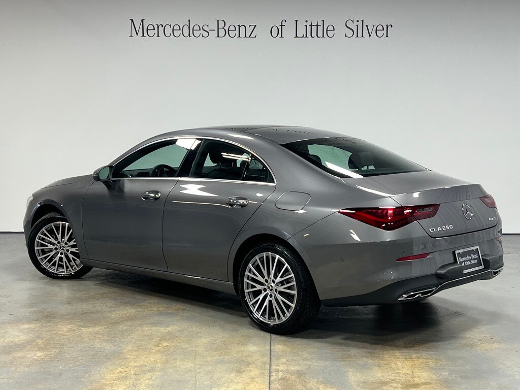 2025 Mercedes Benz CLA 250 4MATIC photo 2