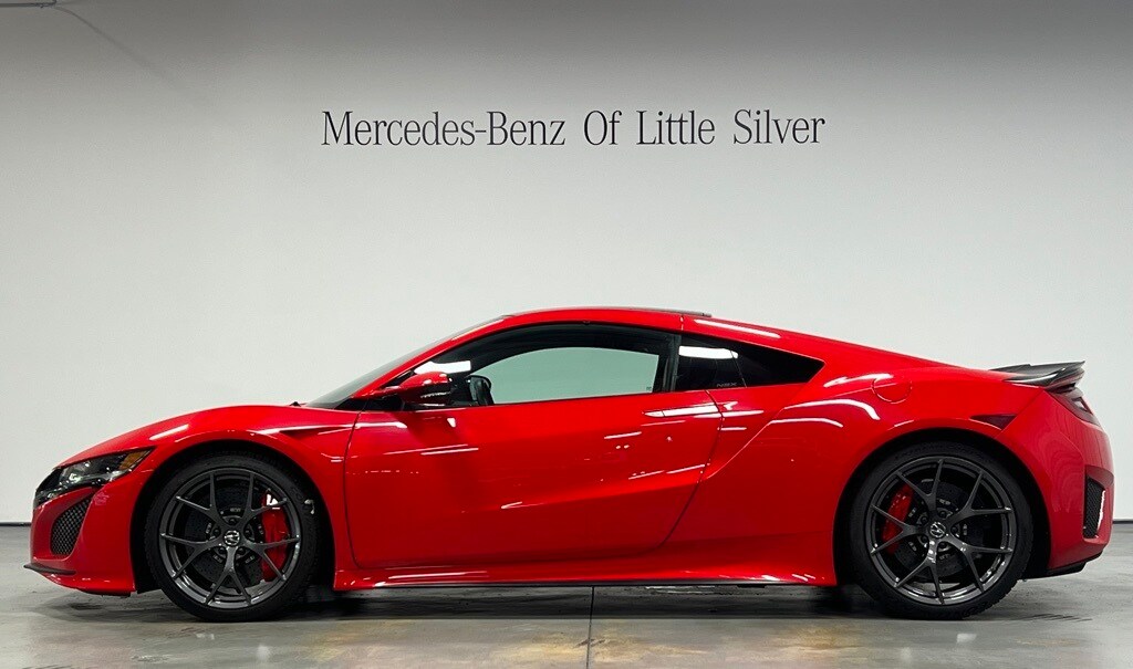 2017 Acura NSX Base photo 2