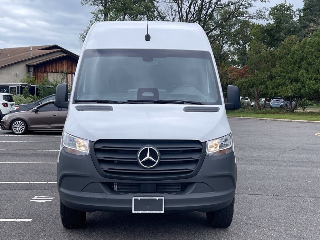 2025 Mercedes-Benz Sprinter Cargo Van Base
