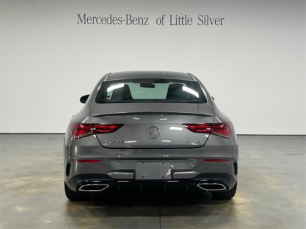 2022 Mercedes Benz CLA 250 4MATIC photo 4