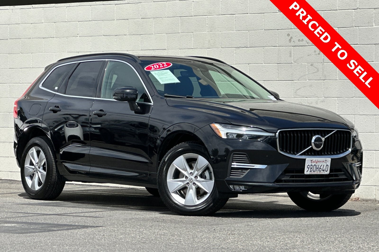 Used 2022 Volvo XC60 Momentum with VIN YV4L12RK2N1047443 for sale in Signal Hill, CA