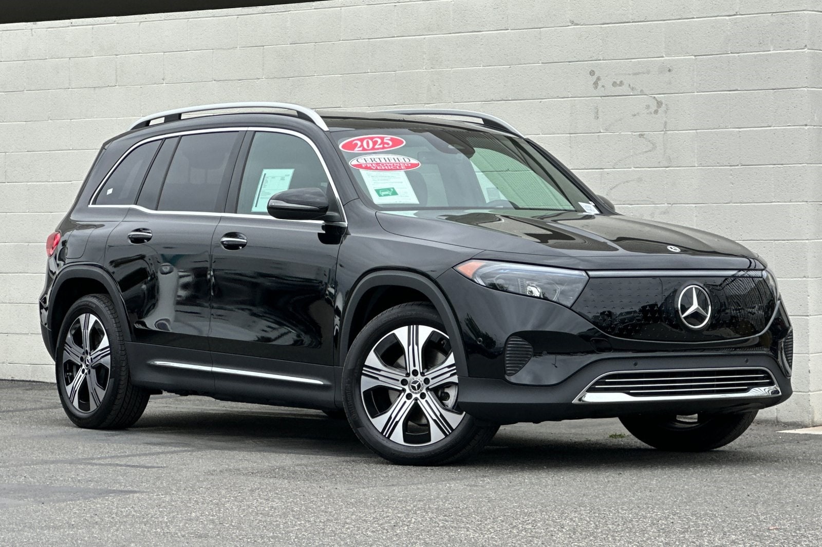 Certified 2024 Mercedes-Benz EQB Base with VIN W1N9M0KB5RN103563 for sale in Signal Hill, CA
