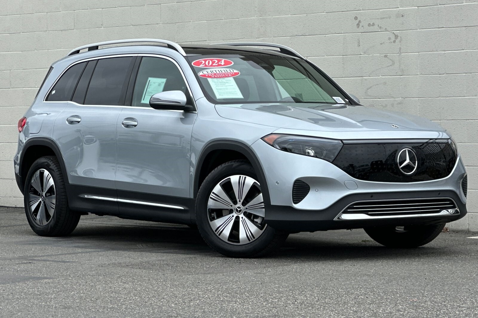 Certified 2024 Mercedes-Benz EQB Base with VIN W1N9M0KB9RN103520 for sale in Signal Hill, CA