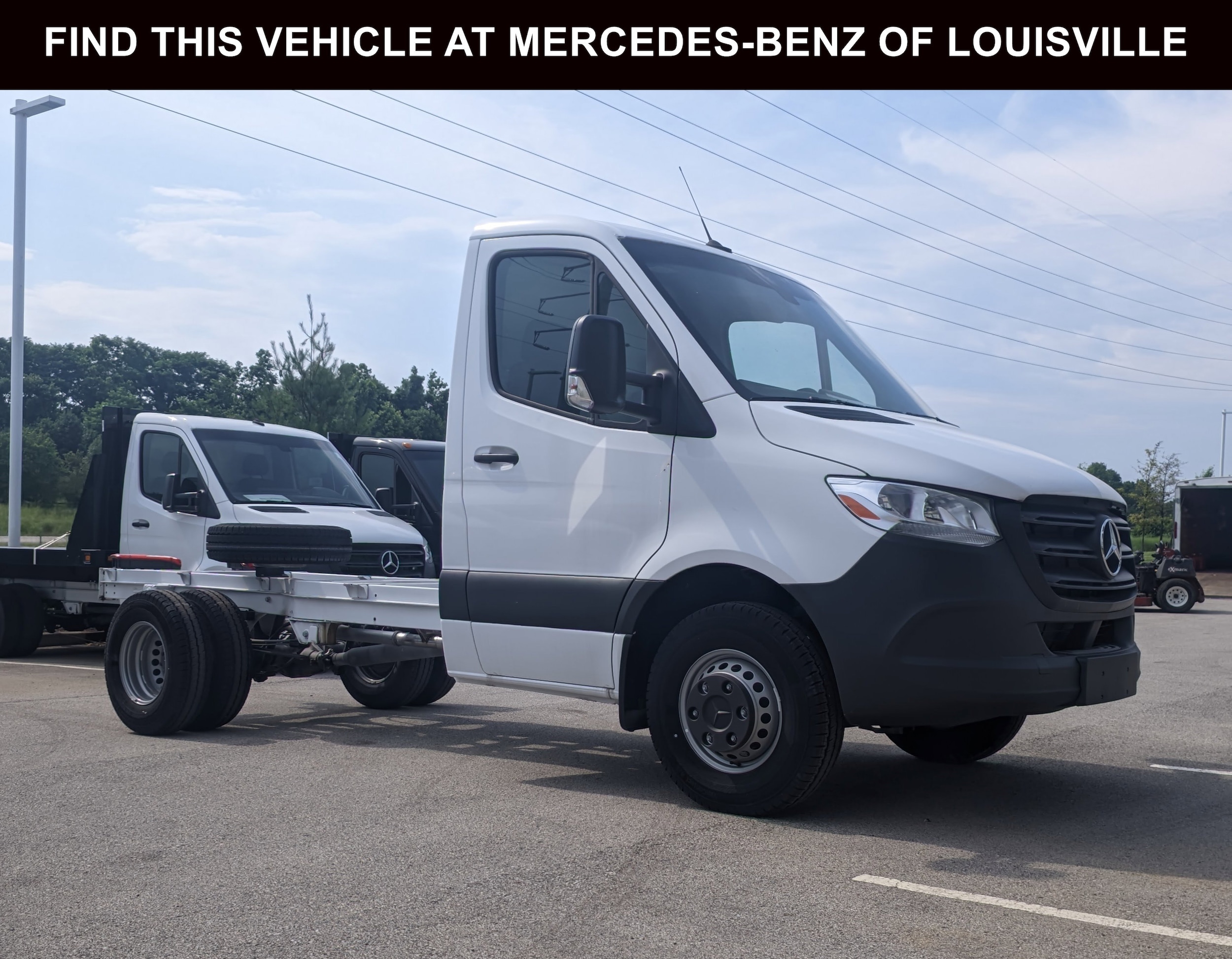 2024 Mercedes-Benz Sprinter Cab Chassis Base's photo