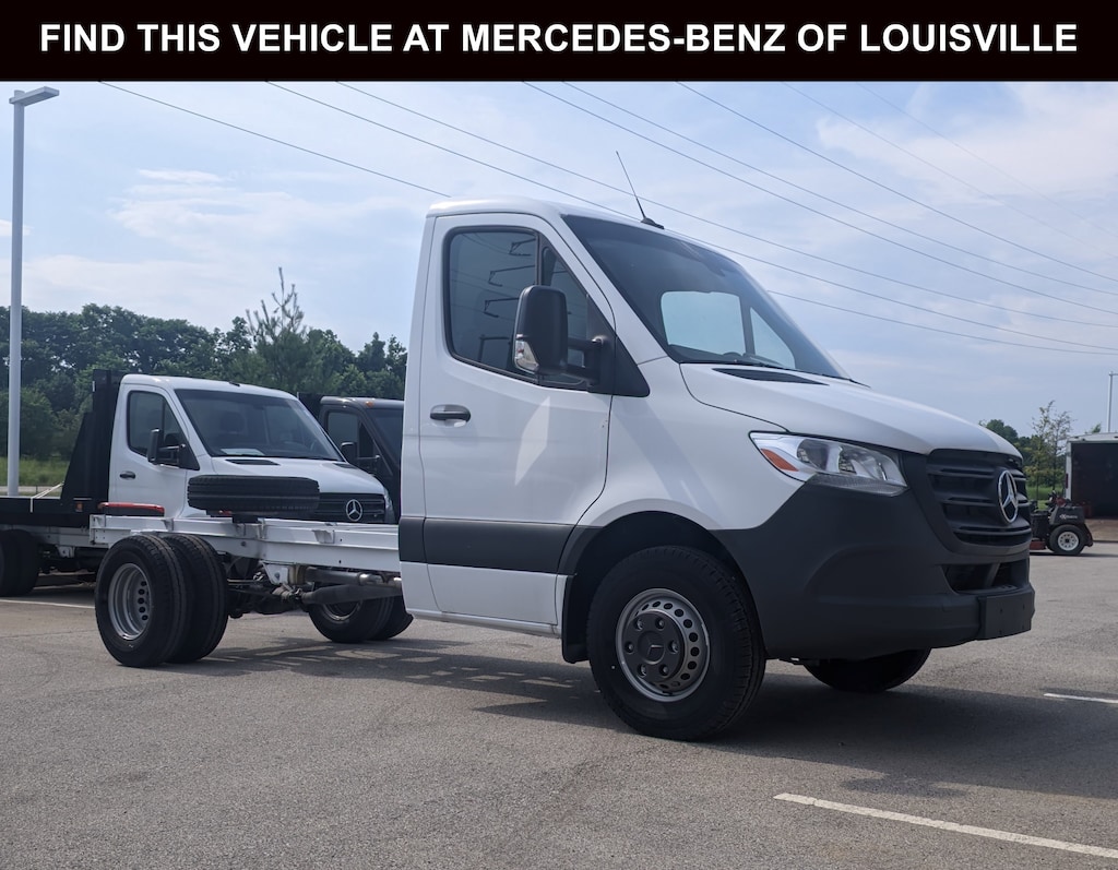 New 2024 Mercedes-Benz Sprinter 4500 Chassis Standard Roof Truck