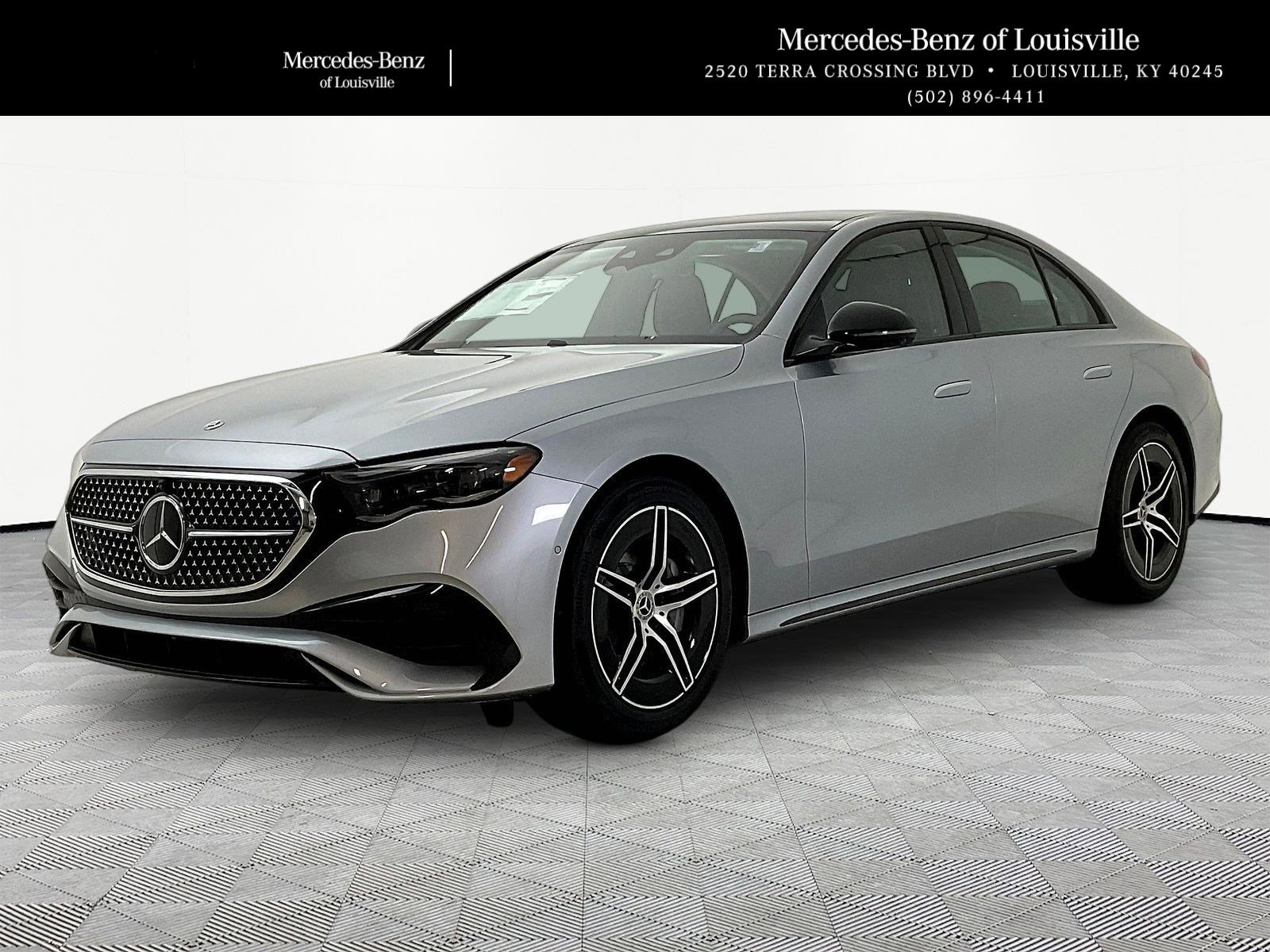 2026 Mercedes-Benz E-Class E450 4MATIC's photo