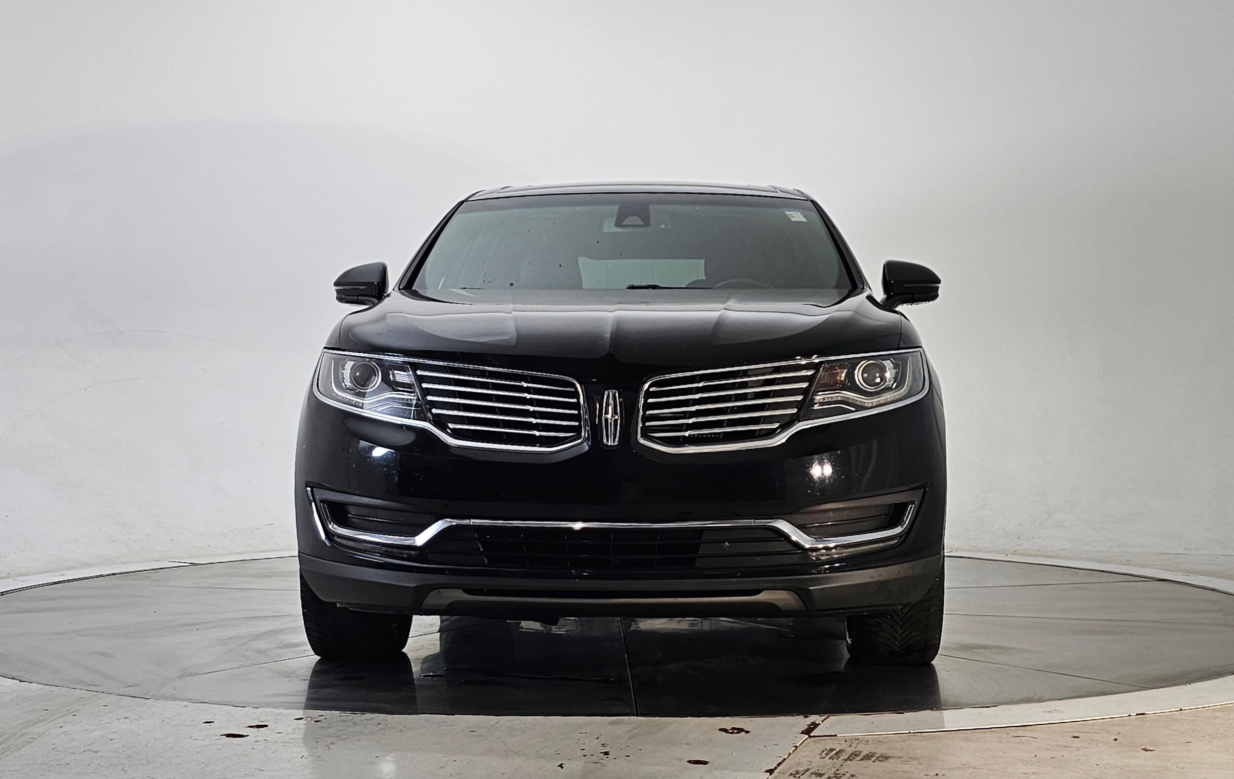 2016 Lincoln MKX Reserve photo 3