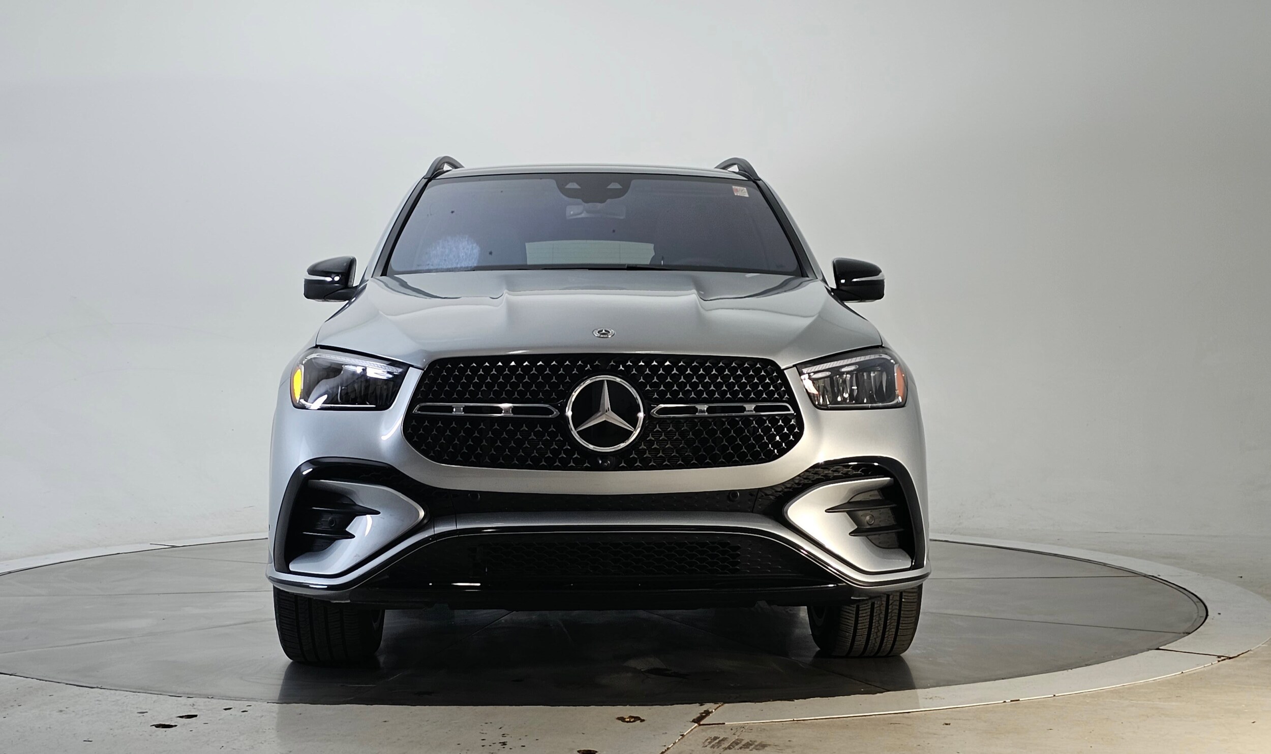 2024 Mercedes Benz GLE 450 4MATIC photo 4