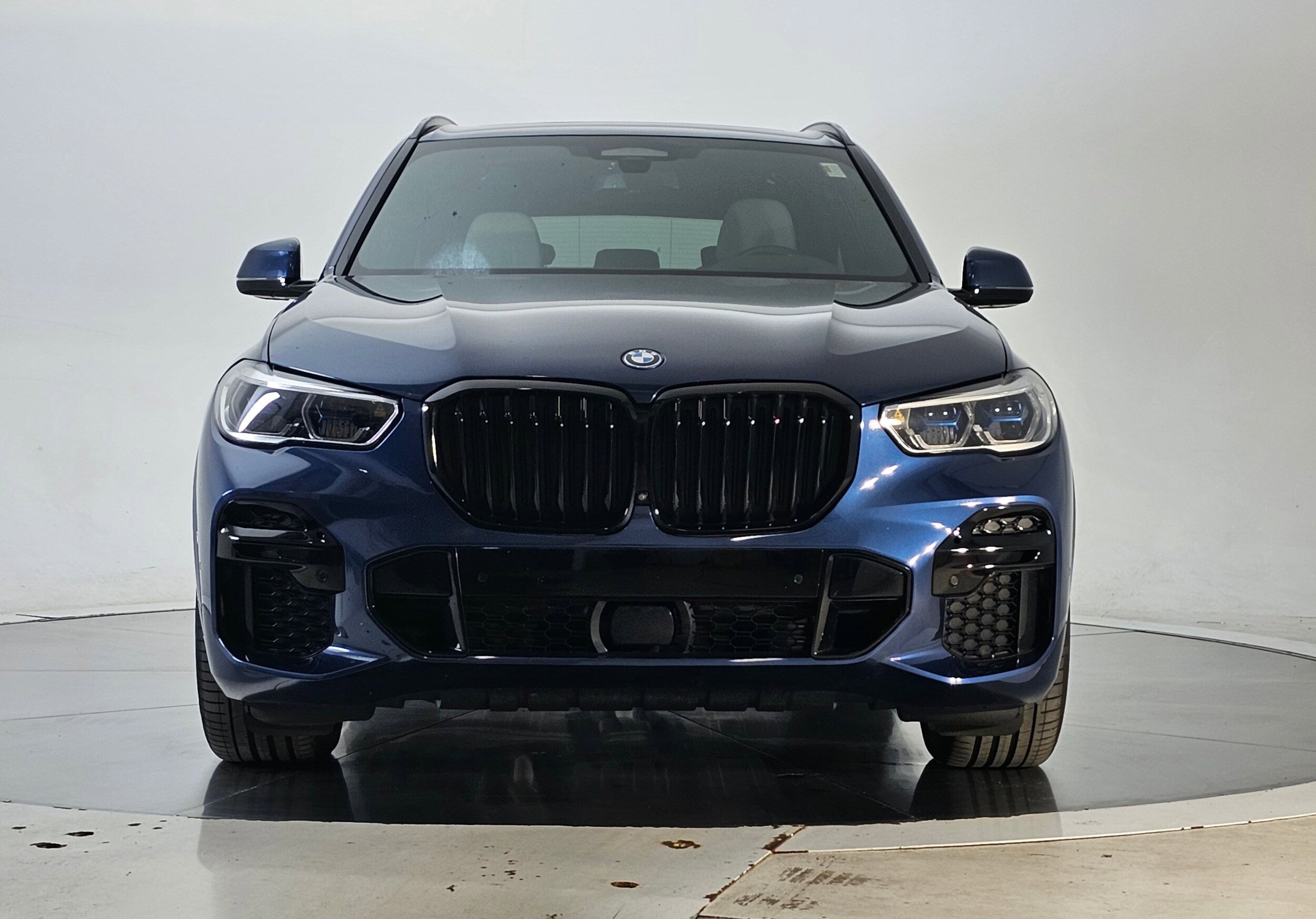 2023 Bmw X5 xDrive45e photo 3
