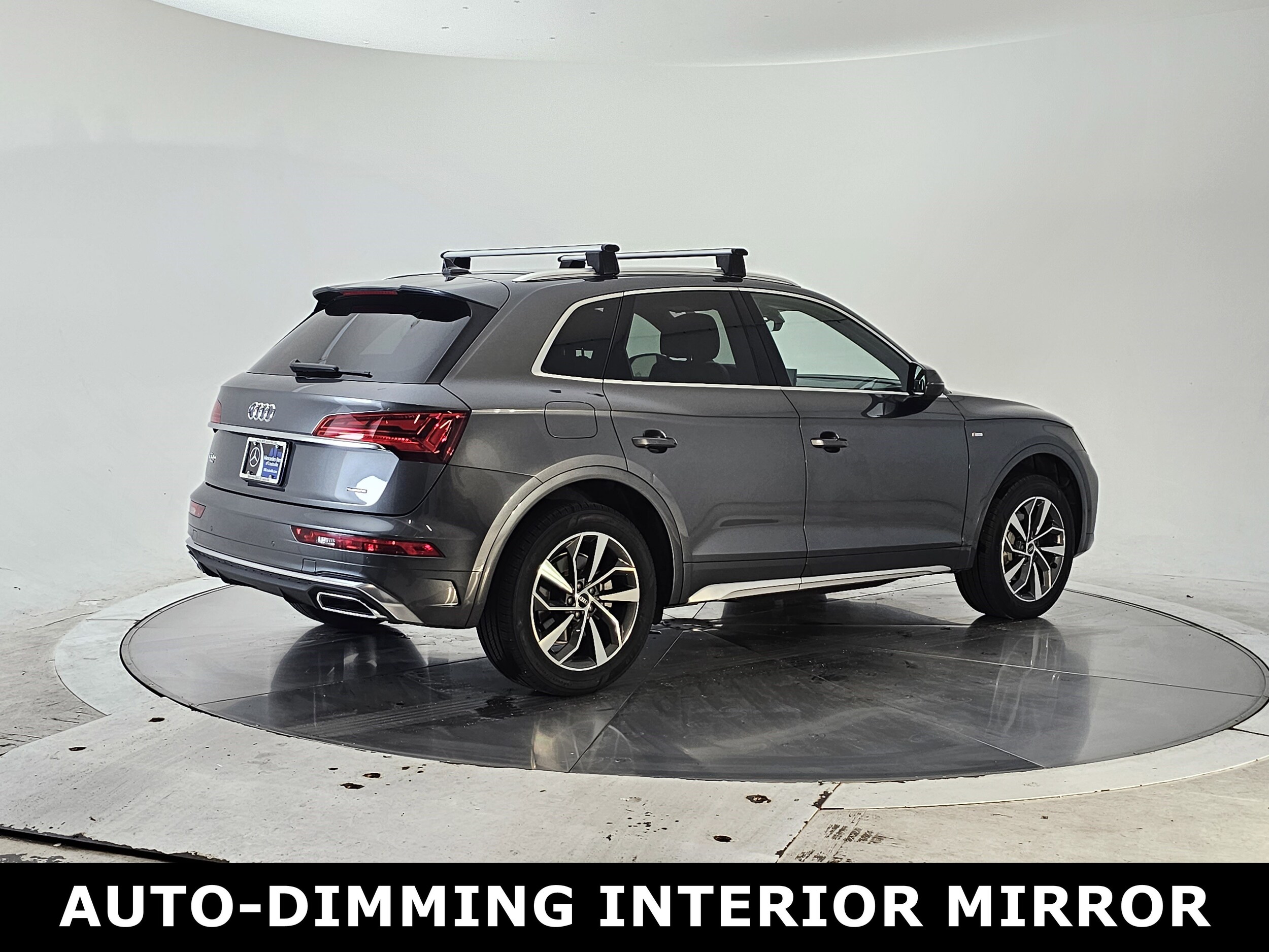 2022 Audi Q5 45 S line Premium photo 2