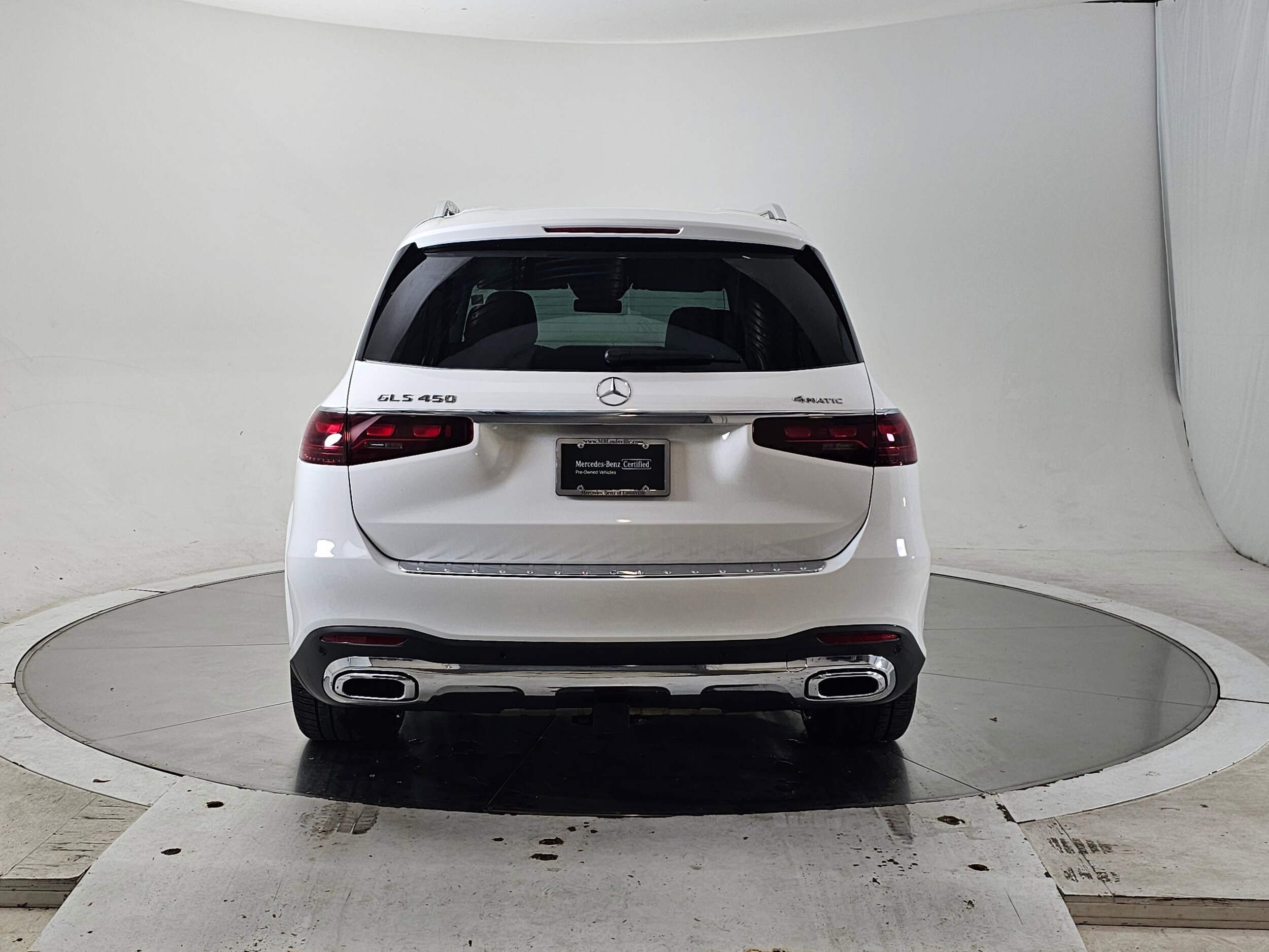 2025 Mercedes Benz GLS 450 4MATIC photo 4