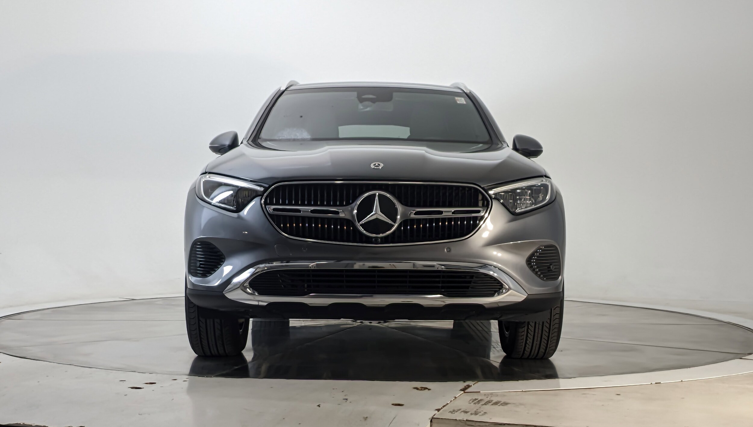 2023 Mercedes Benz GLC 300 4MATIC photo 3