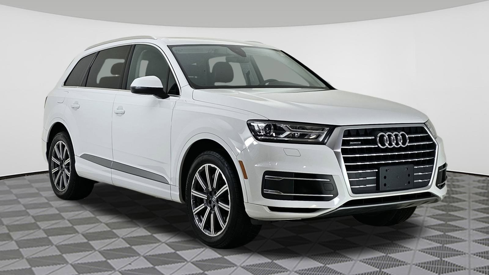 2018 Audi Q7 Premium Plus
