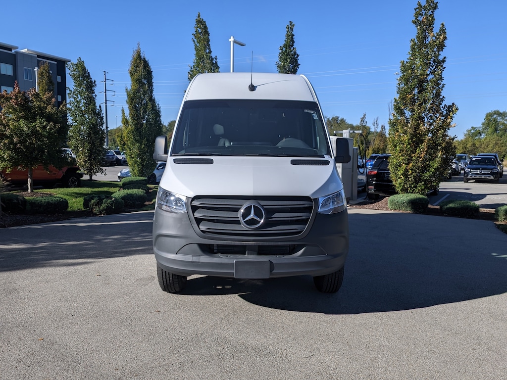 New 2024 Mercedes-Benz Sprinter 2500 Crew 144 WB Van