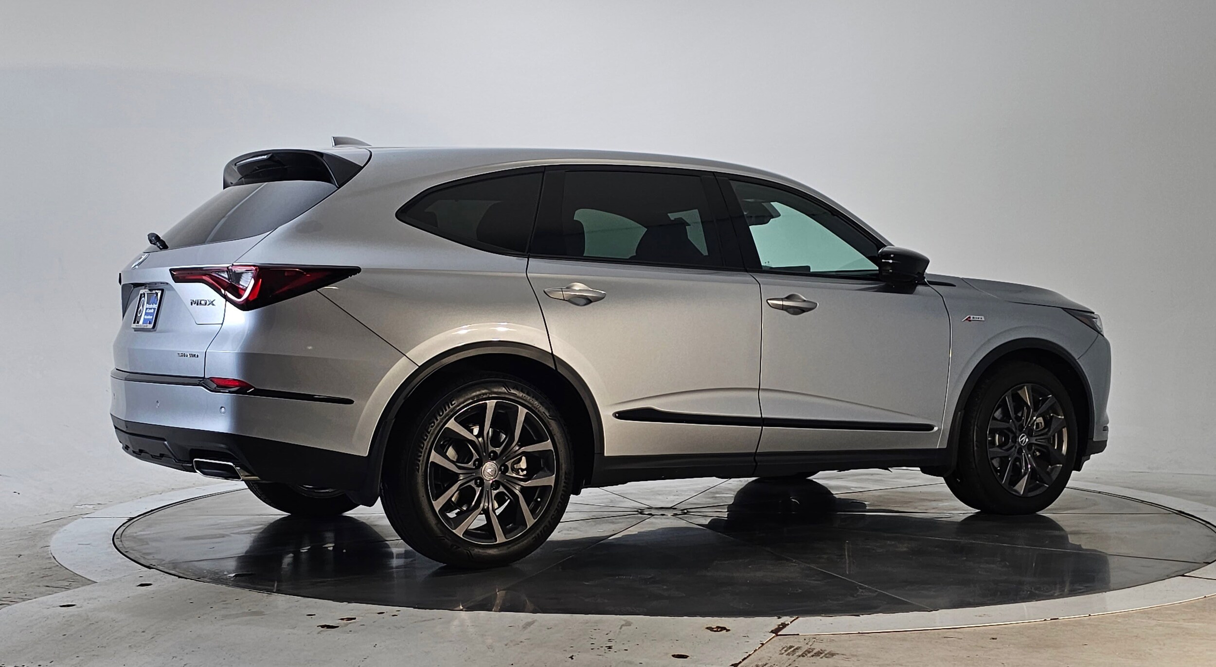 2023 Acura MDX SH-AWD A-Spec photo 2