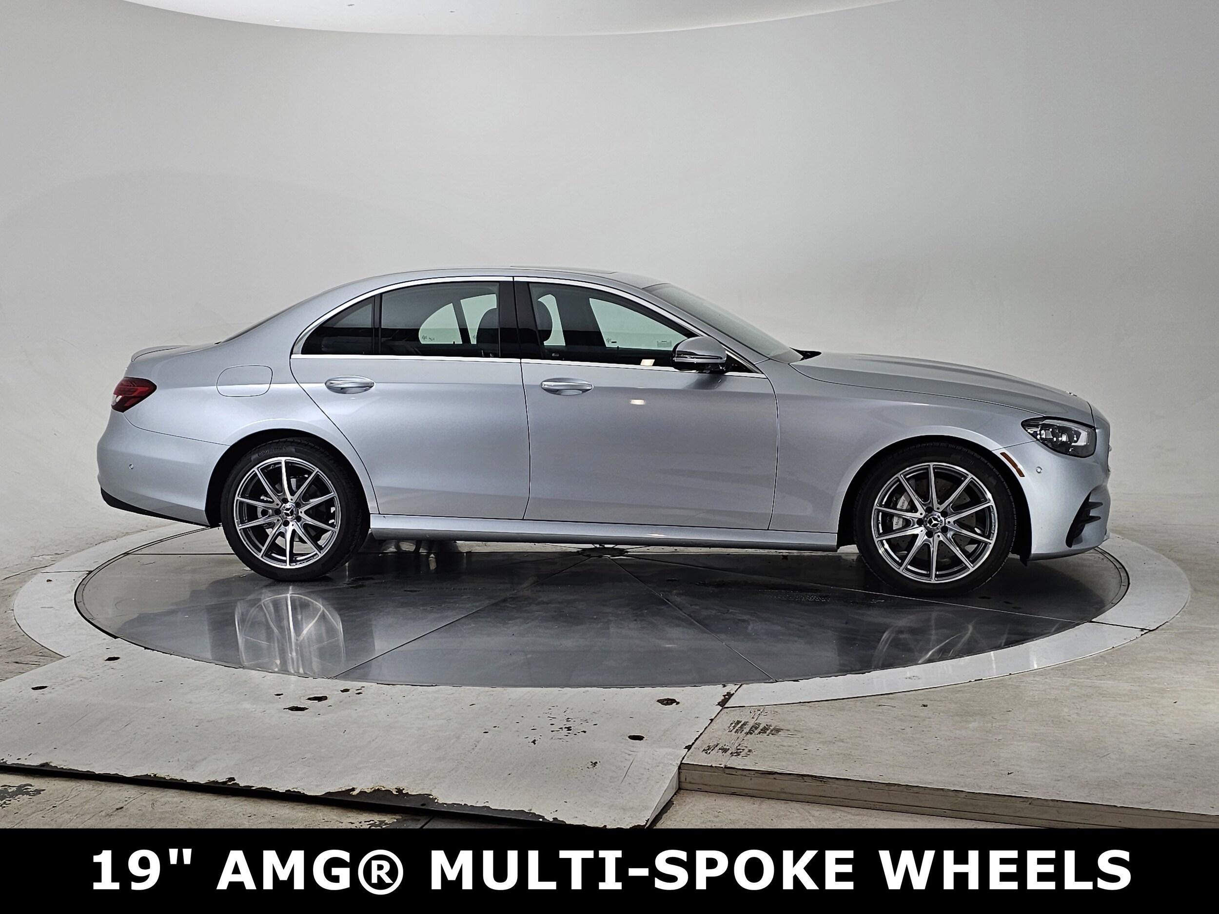 2023 Mercedes Benz E 350 4MATIC Sedan photo 3