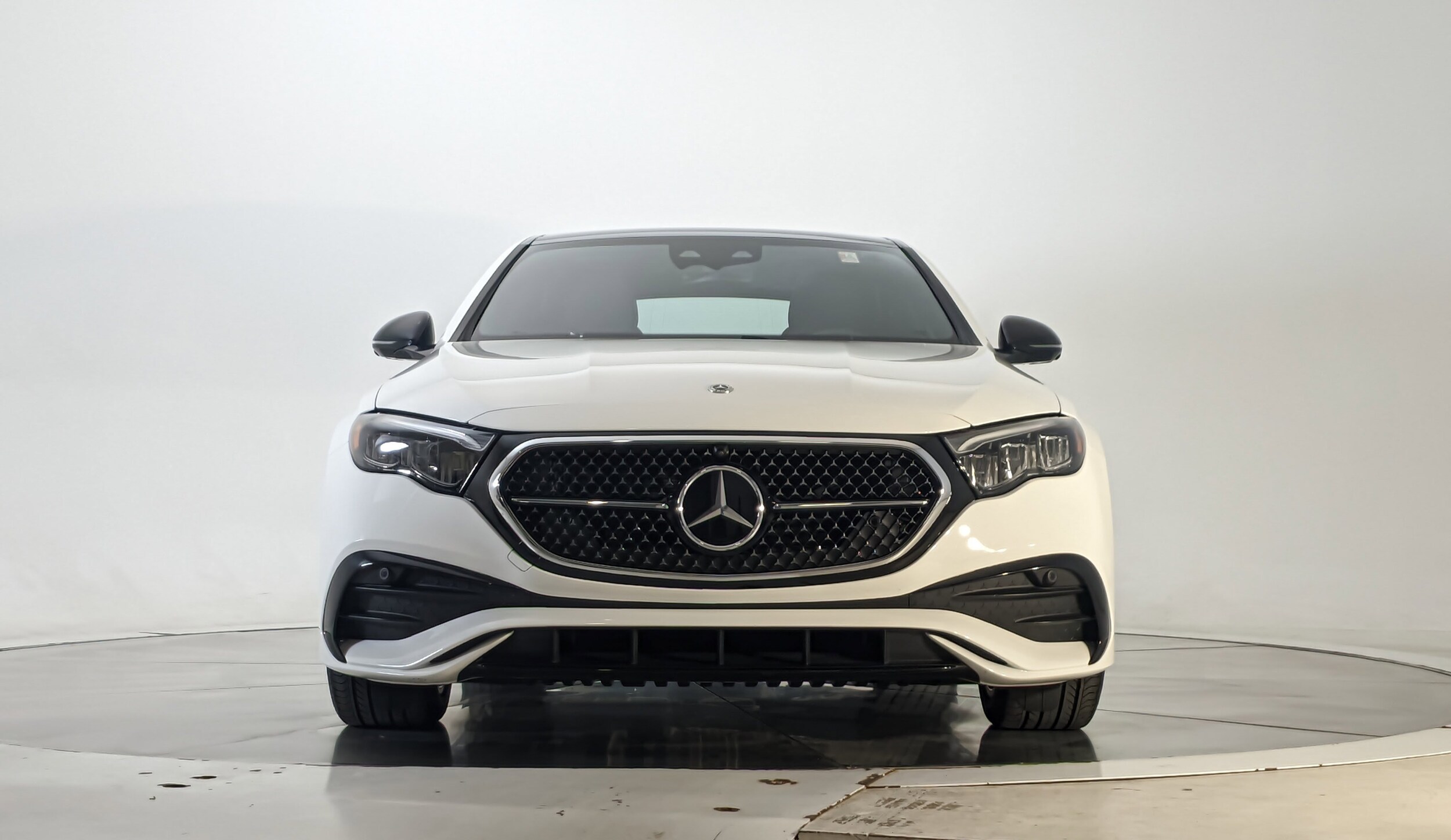 2024 Mercedes Benz E 350 4MATIC Sedan photo 3
