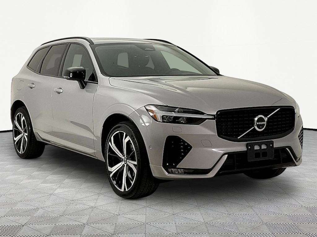Used 2023 Volvo XC60 Ultimate Dark Theme SUV