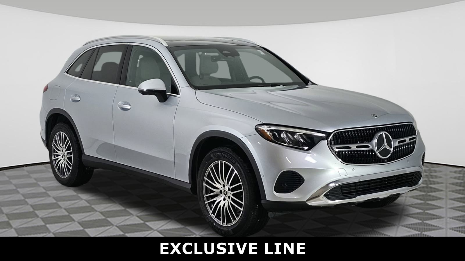 2025 Mercedes-Benz GLC Base's photo
