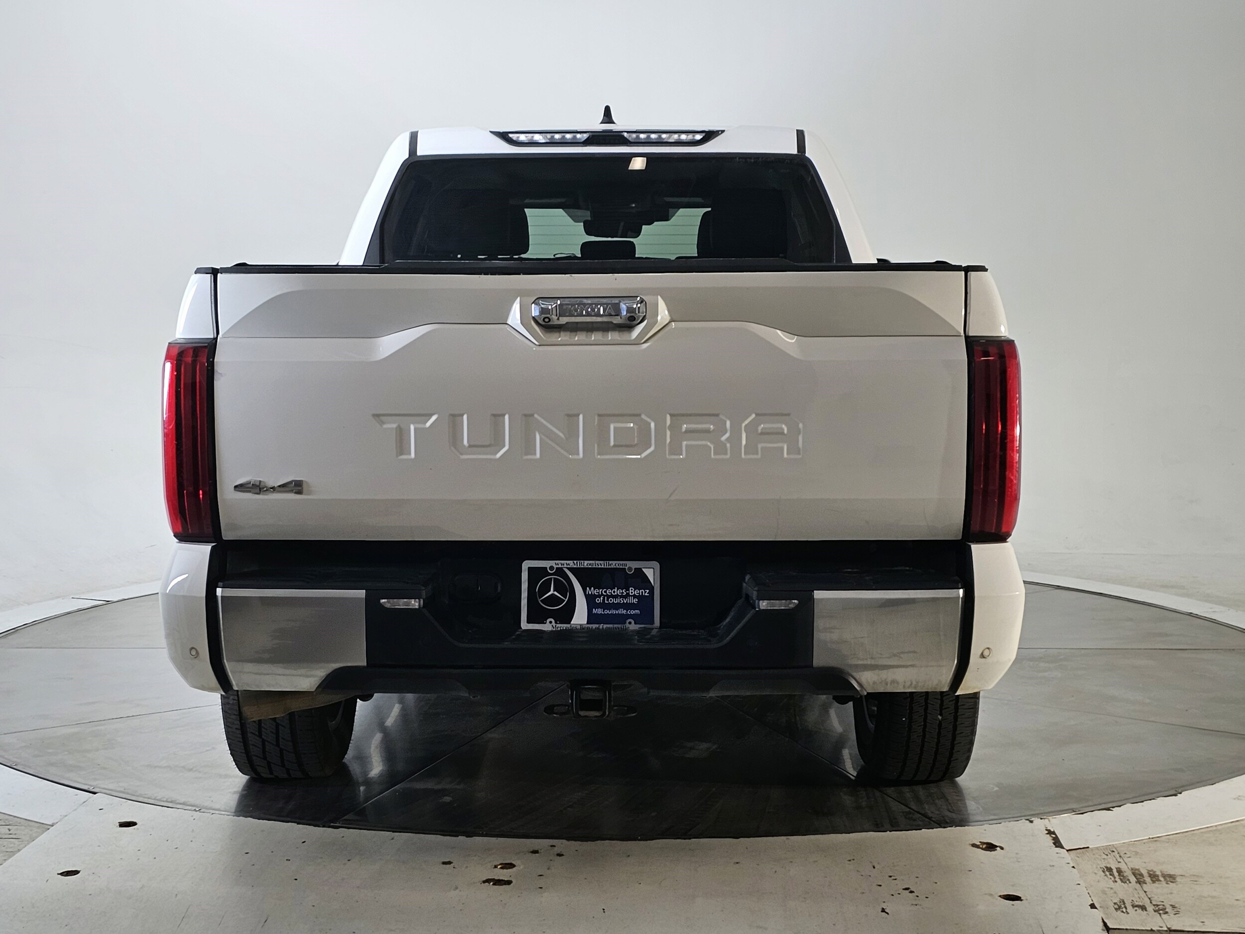 2023 Toyota Tundra Limited CrewMax photo 3