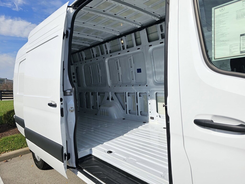 New 2025 Mercedes-Benz Sprinter 2500 Cargo 170 WB Van Extended Cargo Van