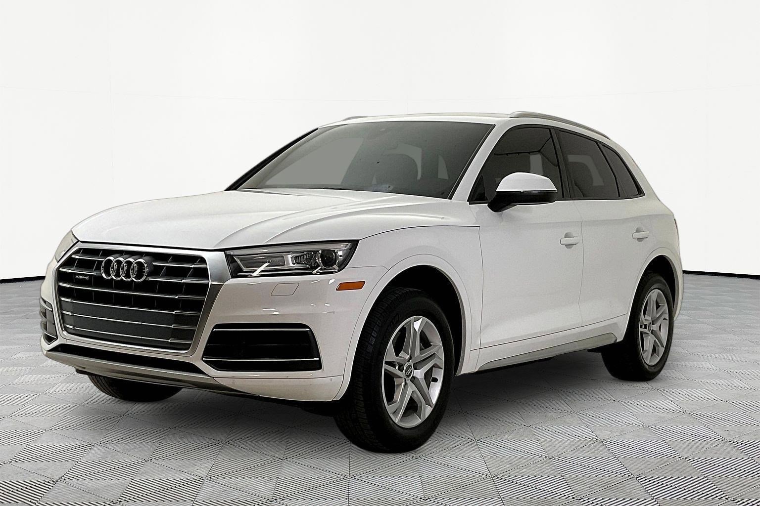 2018 Audi Q5 2.0T quattro S tronic Premium's photo