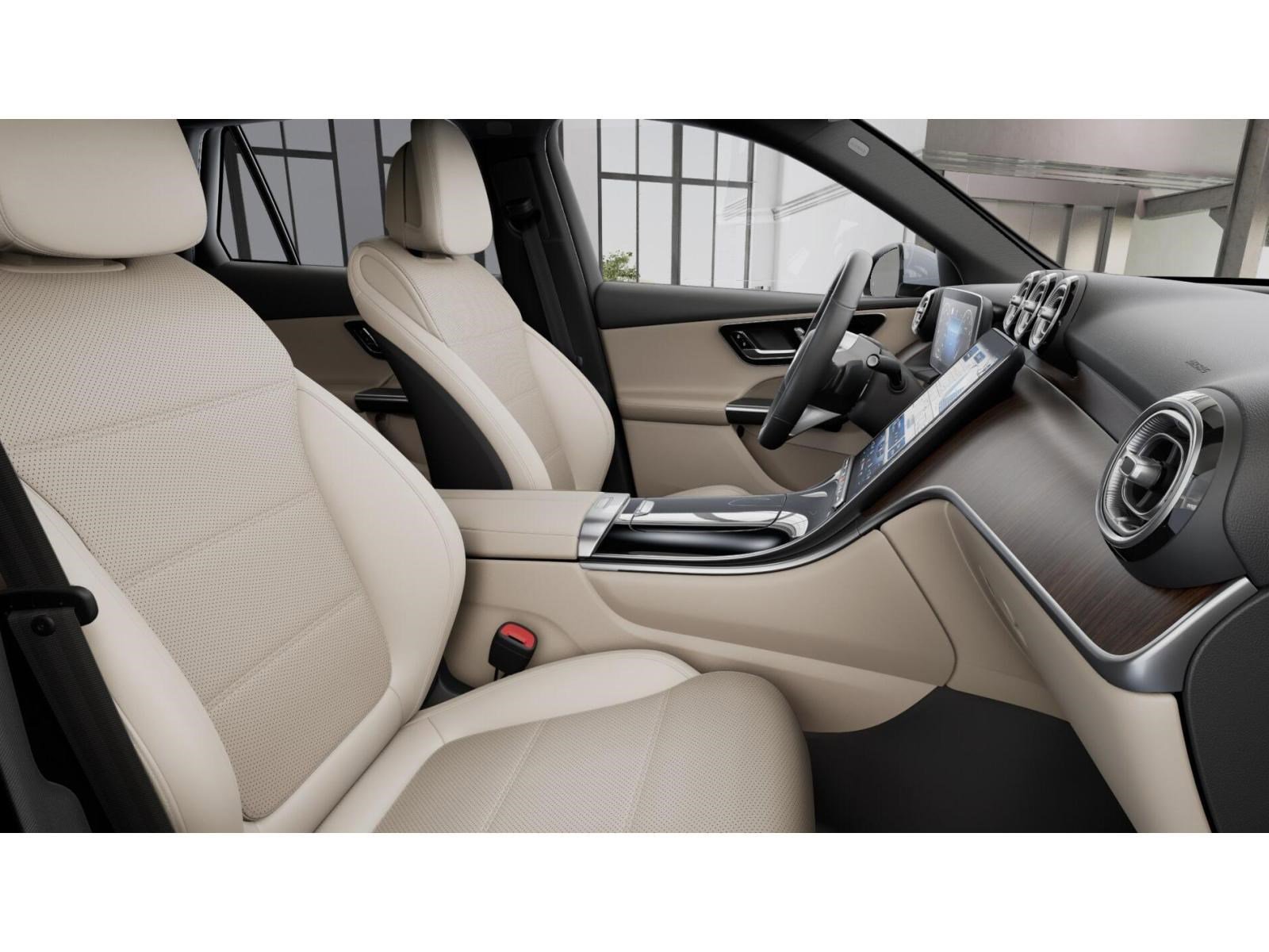 2026 Mercedes Benz GLC 300 4MATIC photo 3