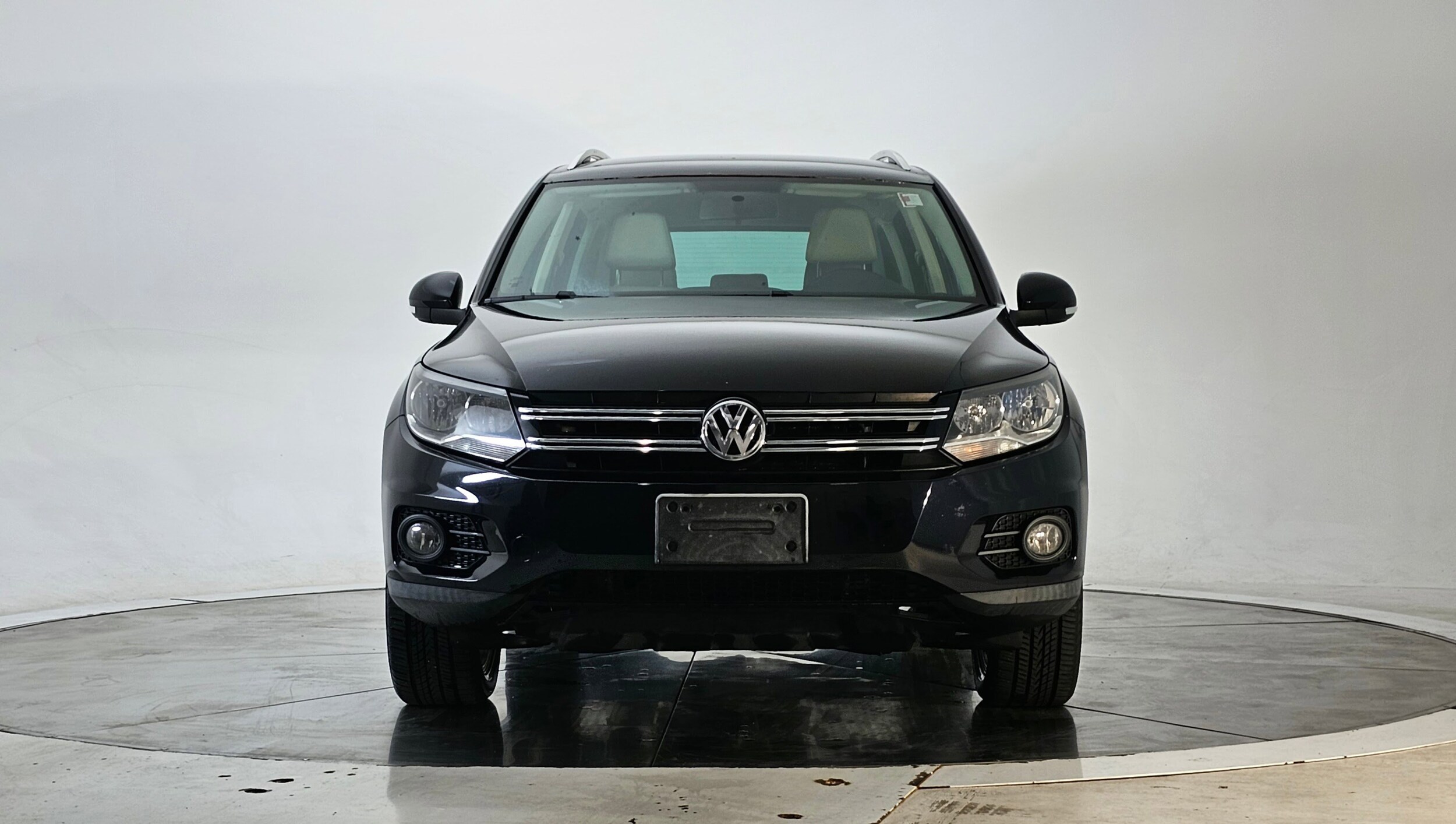 2012 Volkswagen Tiguan SE photo 4