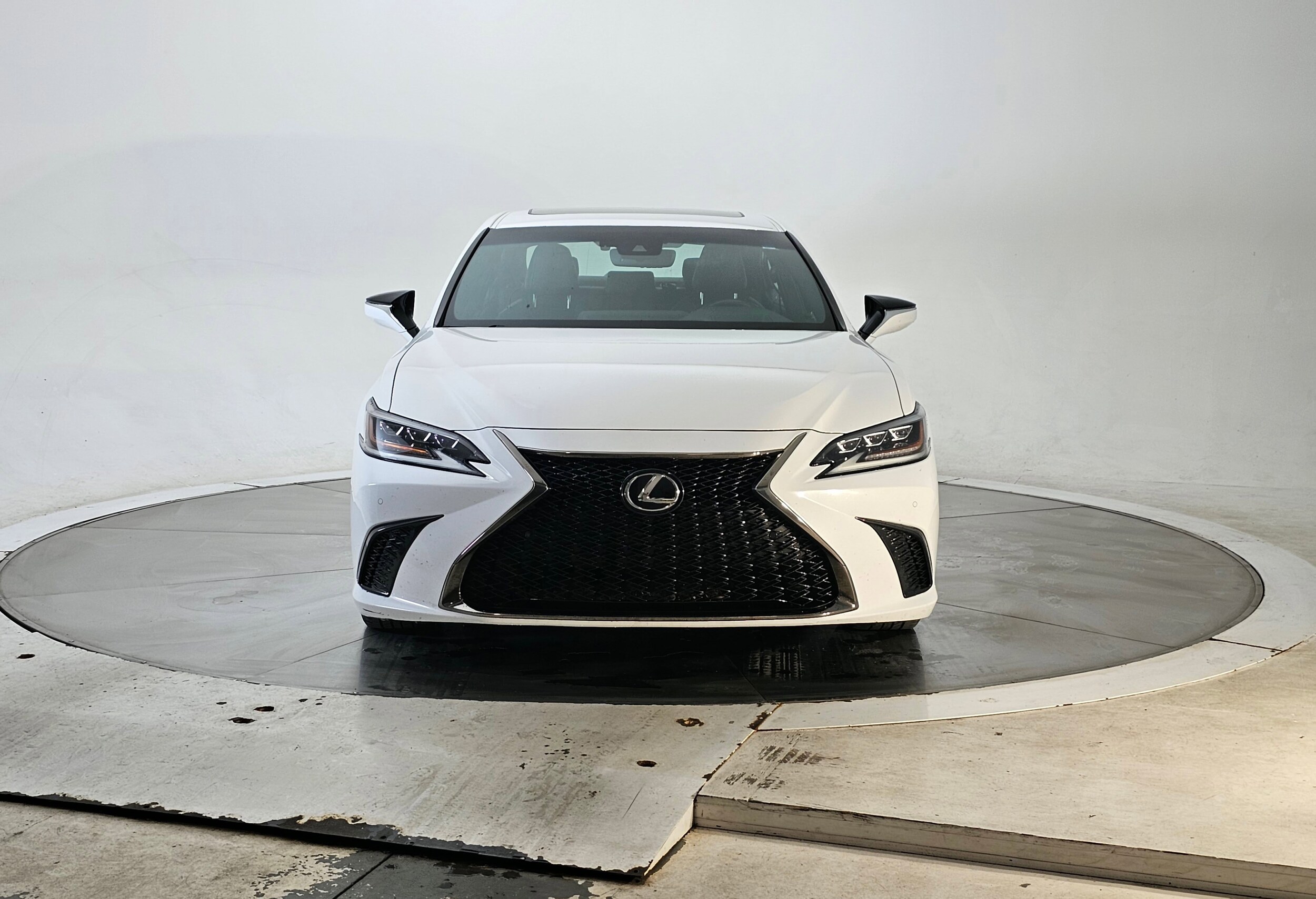 2020 Lexus ES 350 F SPORT photo 3