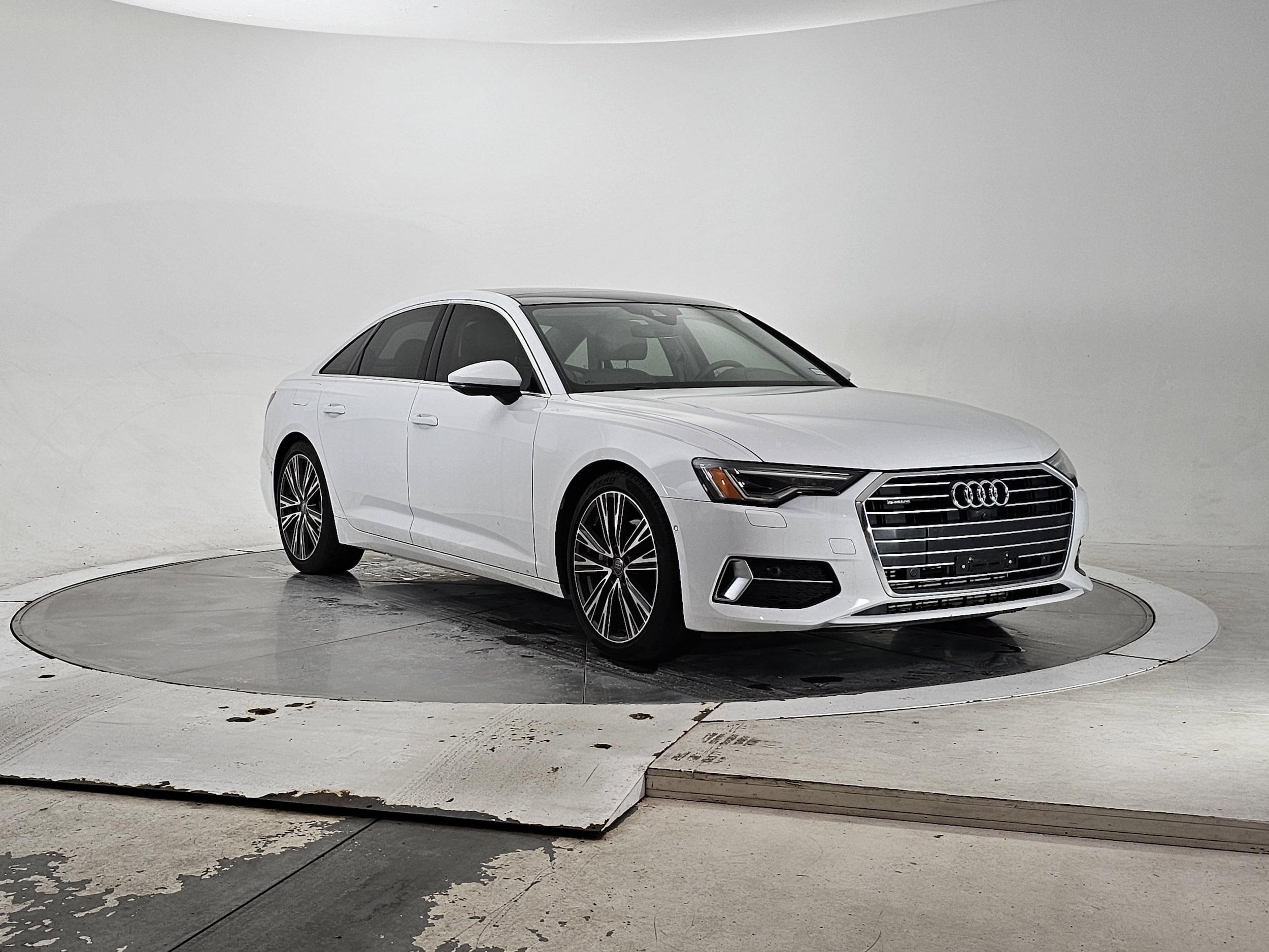 2019 Audi A6 Premium Plus's photo