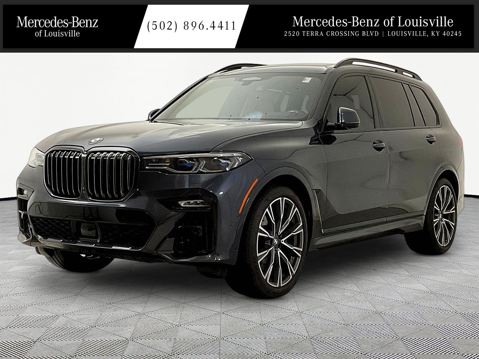 2022 BMW X7 M50i