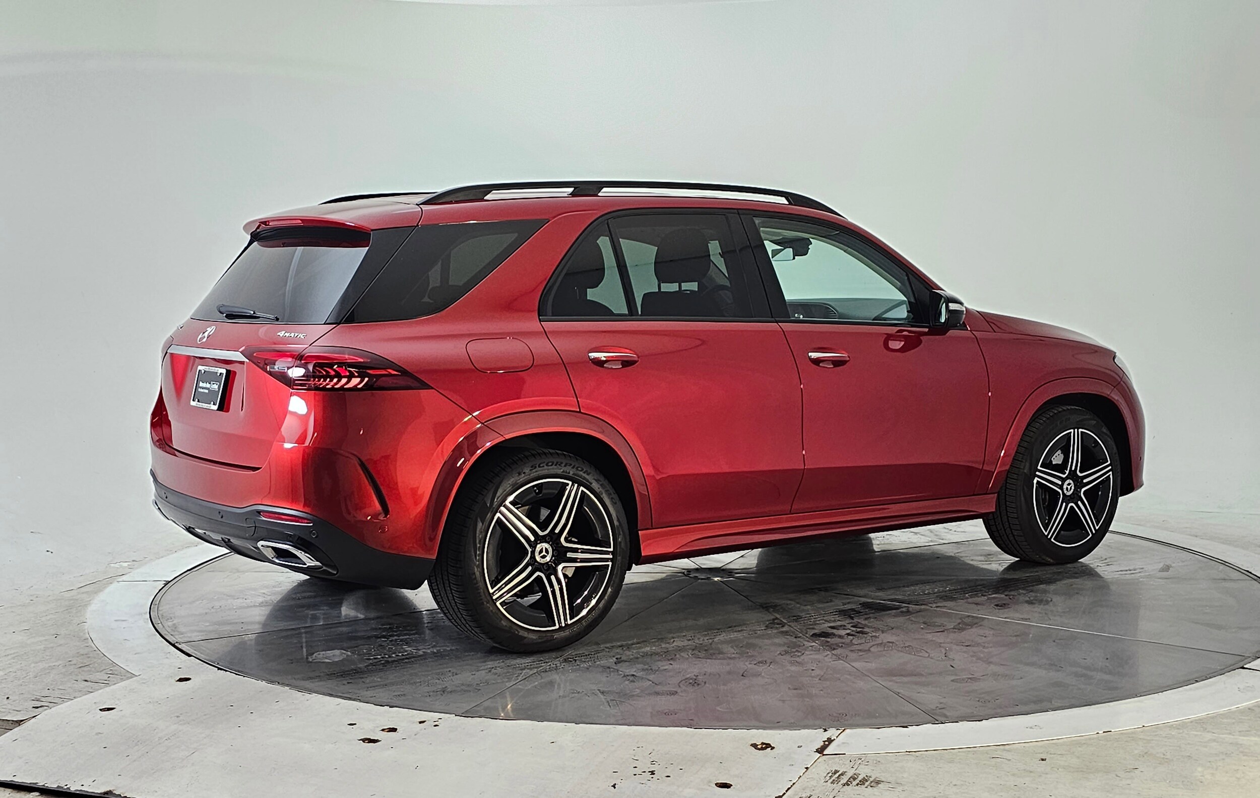 2025 Mercedes Benz GLE 350 4MATIC photo 2